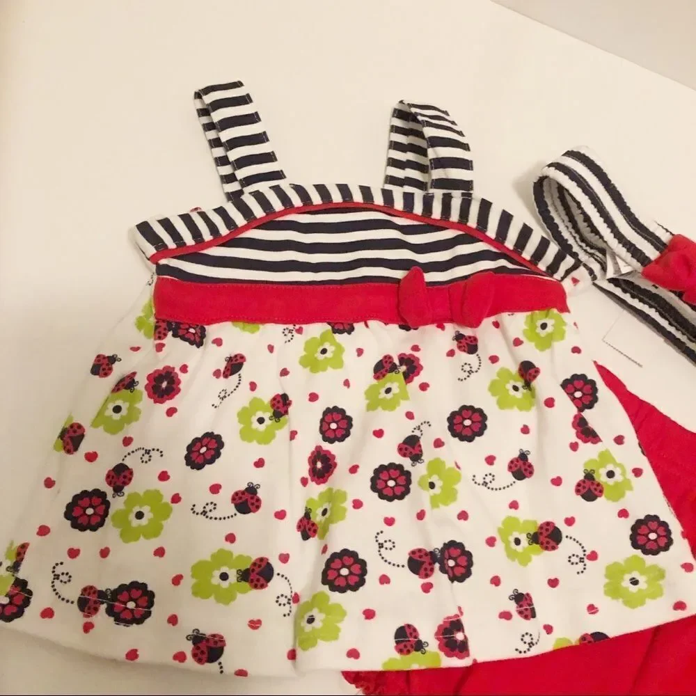 Adorable three‎ piece girls outfit size 3/6 months